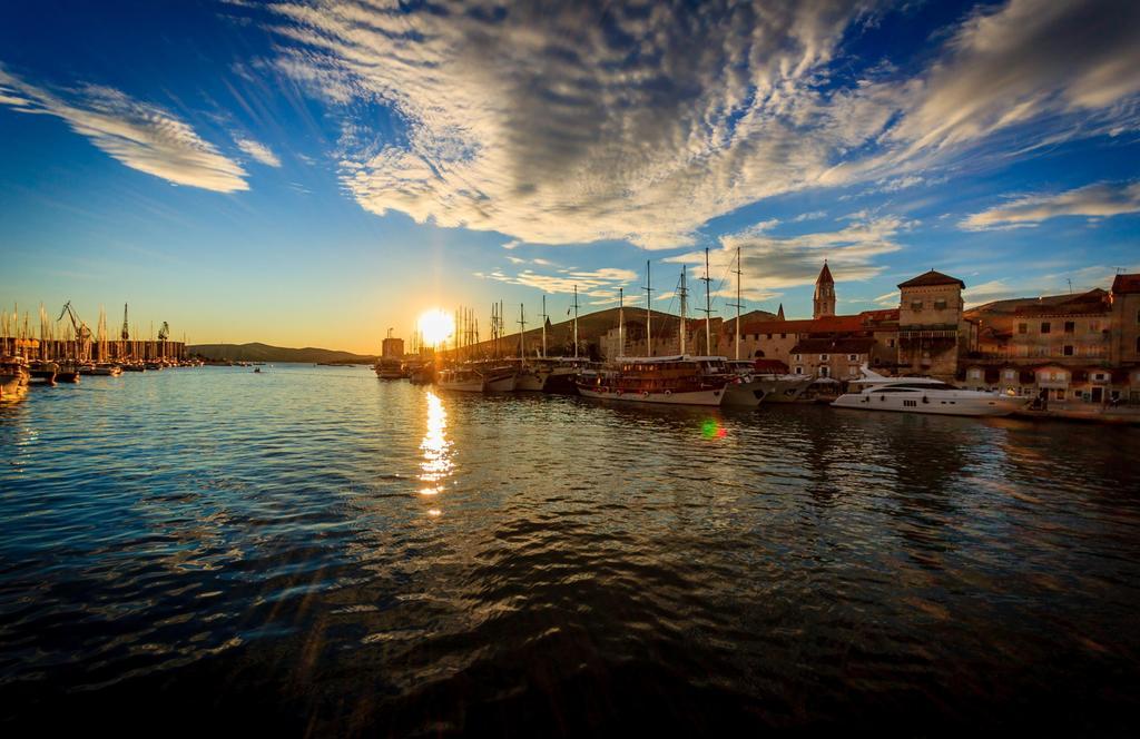 Dimora Picco Bello Trogir Bagian luar foto