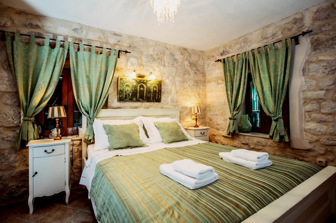 Dimora Picco Bello Trogir Bagian luar foto